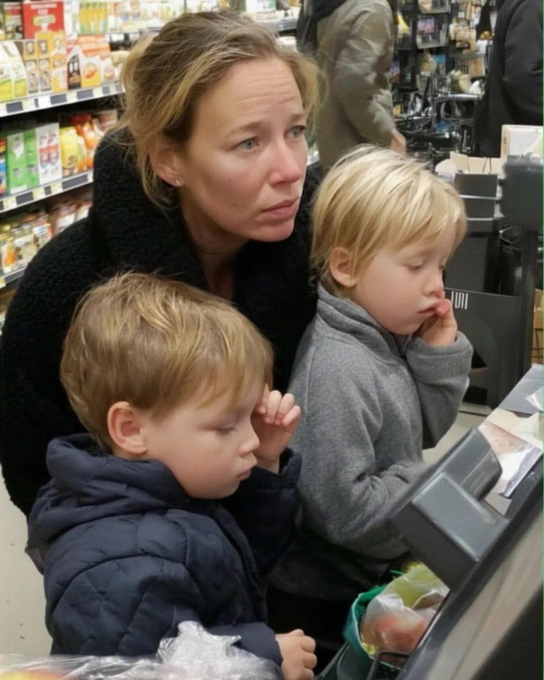 After Helping a Mother with Two Children at the Store, I Received an Unexpected Visit at Work