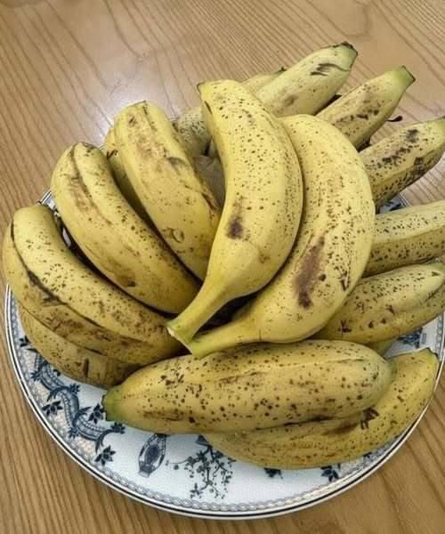 The Surprising Truth About Eating Bananas on an Empty Stomach.