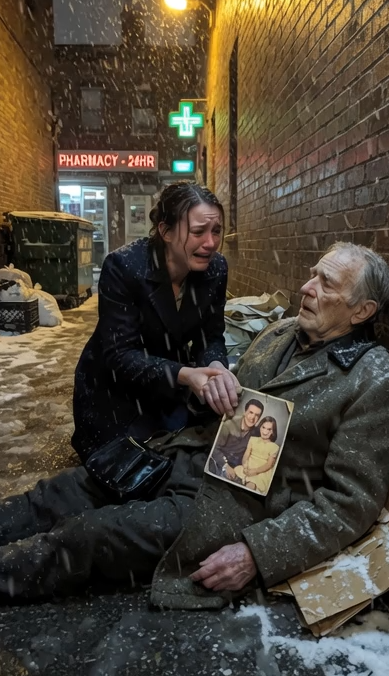 For two years, she gave free coffee to a homeless old man outside her café… until one photograph revealed he wasn’t a stranger at all.