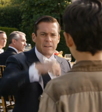 The rich man’s hand started trembling before anyone at the table understood why.