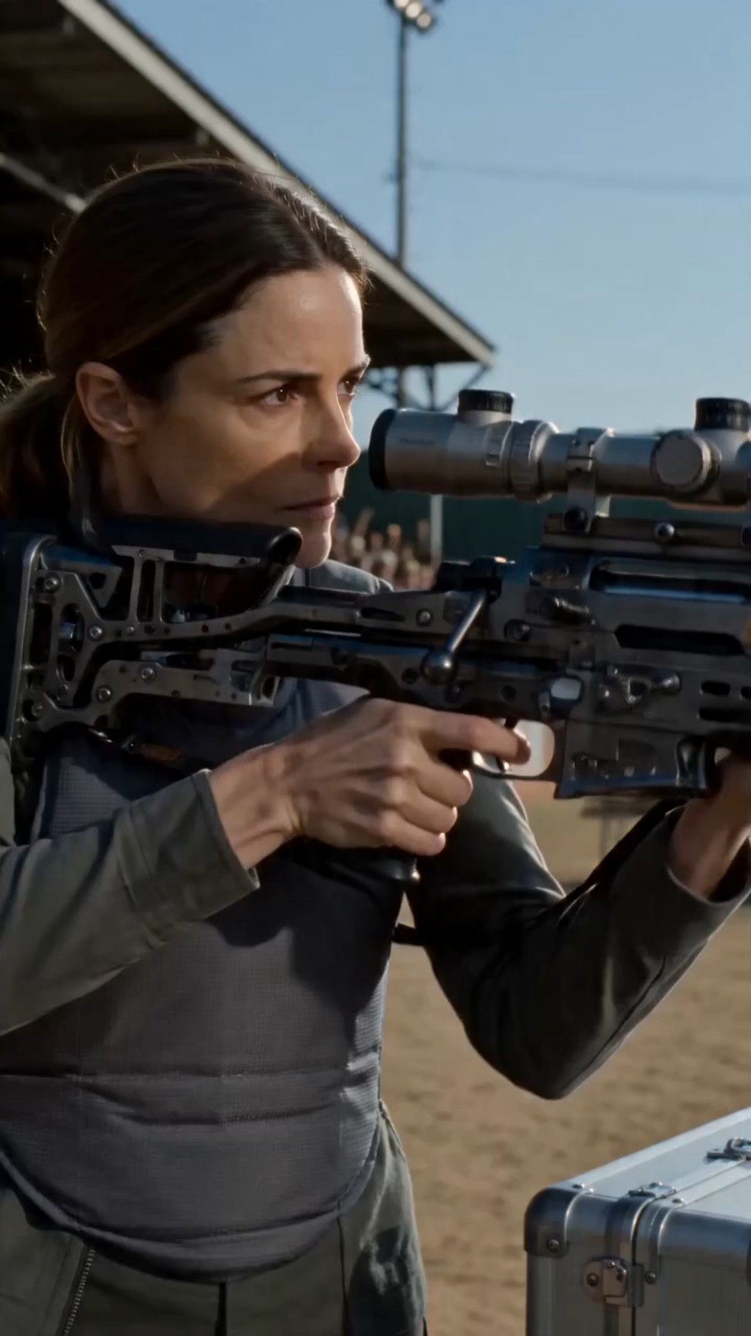 THE GIRL WHO SHOT WITHOUT LOOKING
