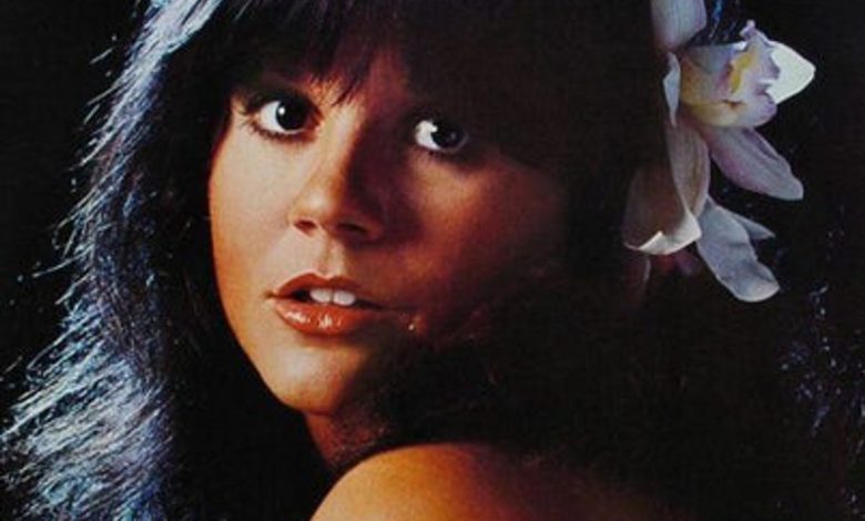 Linda Ronstadt’s “Long, Long Time” Lives On as One of the Most Haunting Ballads of Heartbreak (1970)
