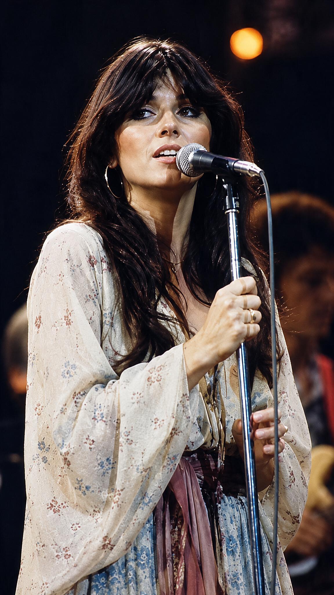 Linda Ronstadt’s ‘You’re No Good’ Reshapes Pop-Rock Radio and Secures Her Crown as the Queen of the ‘70s Sound in 1975....2026