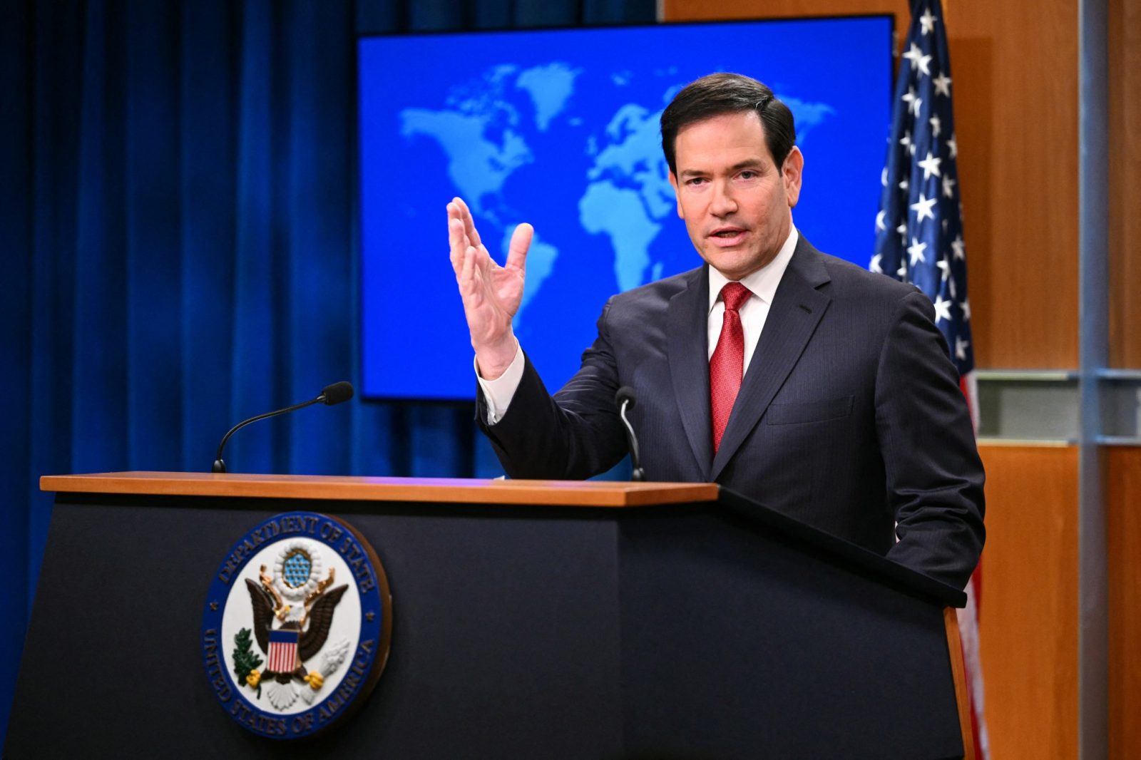 🔥 RUBIO ISSUES A STARK VISA WARNING — “HATE AMERICA, FACE DEPORTATION” — NOW A MAJOR IMMIGRATION SHOWDOWN IS BUILDING…