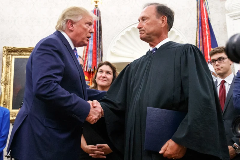 "He just vanished..." The sudden resignation that sent Washington into a total panic...