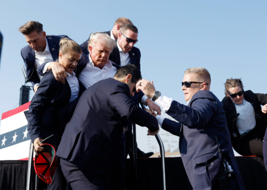 Trump’s Silent Moment in Washington : A Pause That Said It All ..LC