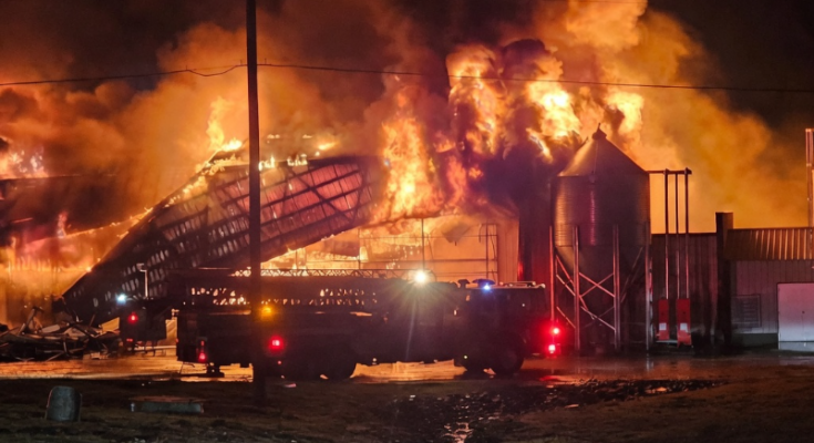 BREAKING NEWS: Massive Fire Erupts in Major City — Residents Left in Shock