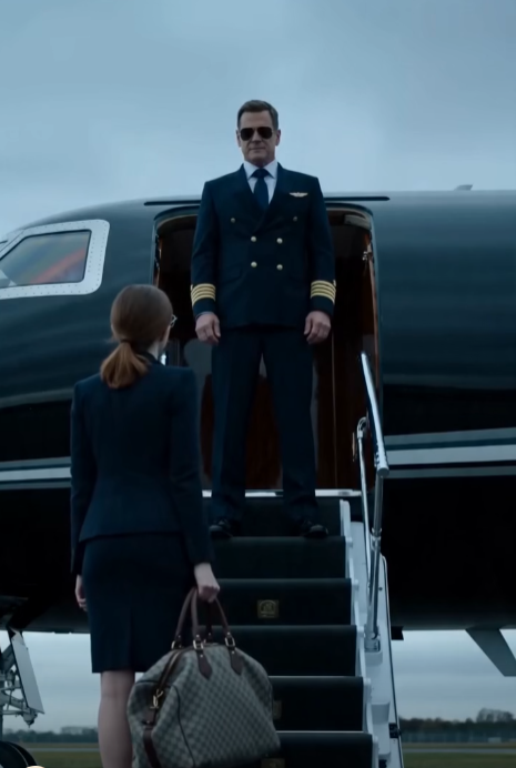 182 He Judged Her as Too Ordinary to Step Onto a Private Jet, Never Guessing Her Mother Owned the Plane, the Company Behind It, and Everything That Could Destroy Him